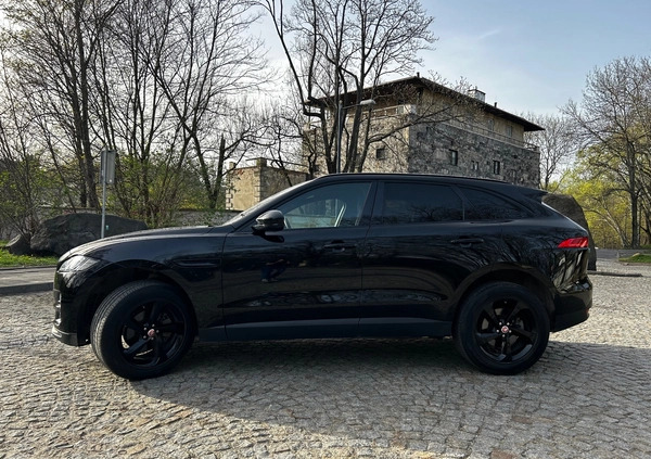 Jaguar F-Pace cena 147000 przebieg: 67000, rok produkcji 2019 z Warszawa małe 781